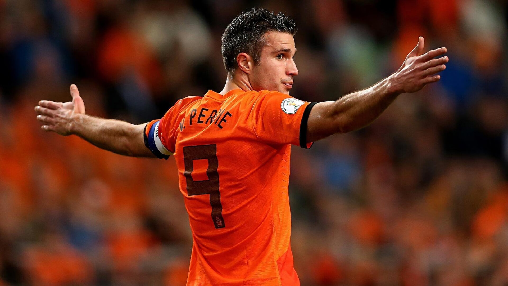 五大联赛主力中场健康情况左右战术布置,五大联赛各球队主场